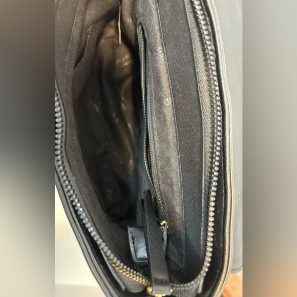 Darcy Marks London Gold Chain Accent Black Leather Weave Shoulder Strap Purse - Picture 8 of 8